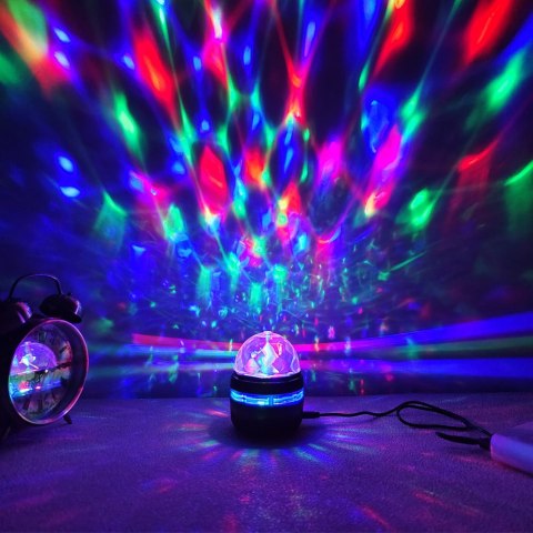 Projektor Kula Lampka Nocna Kolorowe Światła LED Pilot 360°