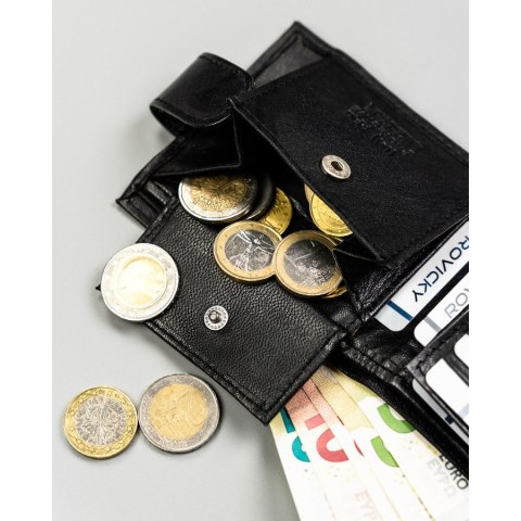 Niewielki czarny portfel męski ze skóry naturalnej z systemem RFID zamykany zatrzaskiem - 4U Cavaldi