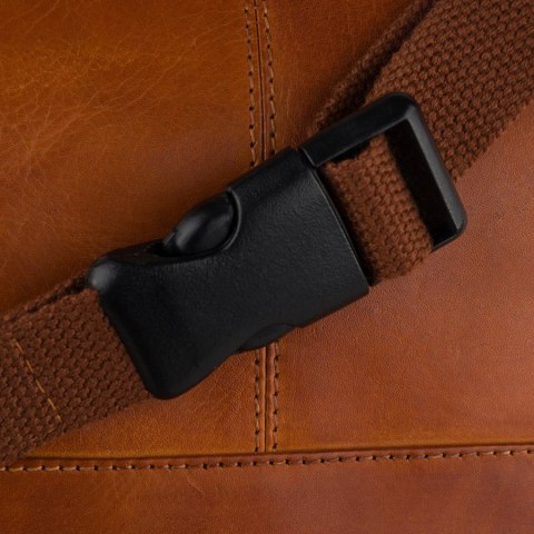 Męska brązowa skórzana nerka na biodra lub przez ramię crossbody modna mała saszetka - Peterson