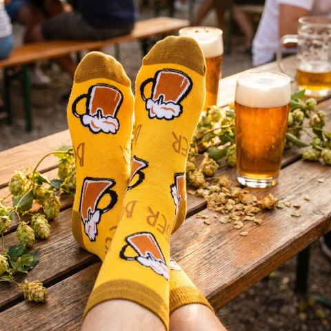 Skarpety męskie w puszce, w rozmiarze 38-44 z imprezowym motywem piwa - Peterson