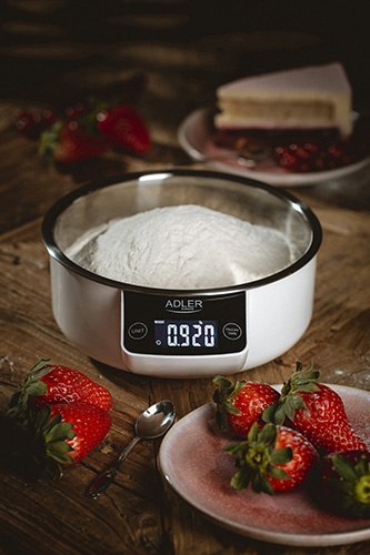 AD 3166 Waga kuchenna z misą