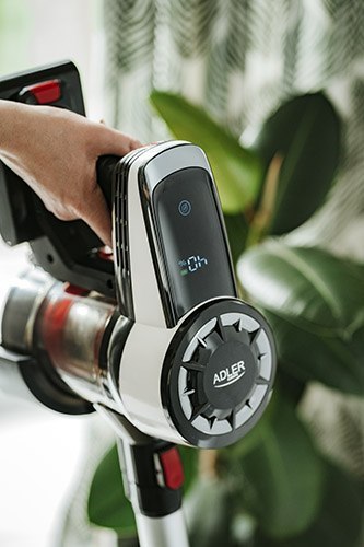 AD 7048 Odkurzacz pionowy - bezworkowy z bezszczotkową technologią silnika