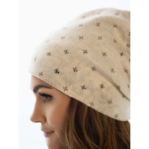 Elegancka czapka slouchy z kryształkami beżowa - Peterson