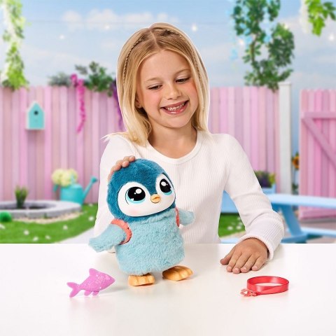 Maskotka interkatywna little live pets - chodzący pingwinek