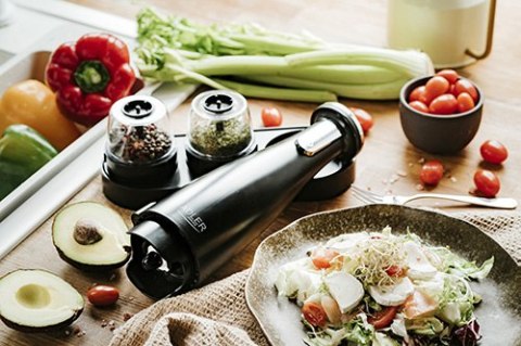 AD 4449 black Młynek do przypraw, soli i pieprzu - zestaw 3 młynków - usb