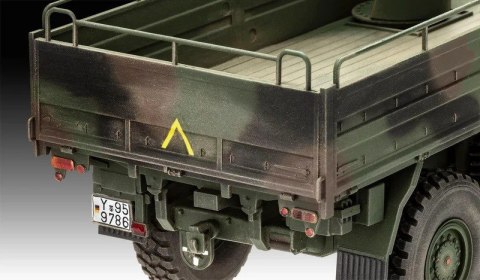 Model plastikowy ciężarówka man 10t milgl 8x8 1/35