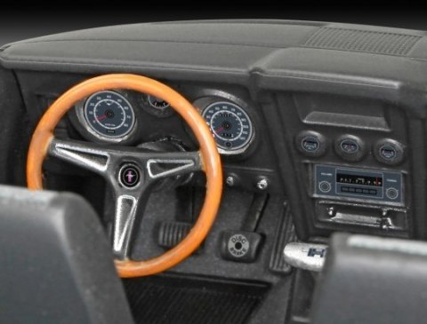 Model plastikowy samochód 71 ford mustang boss 351 1/25
