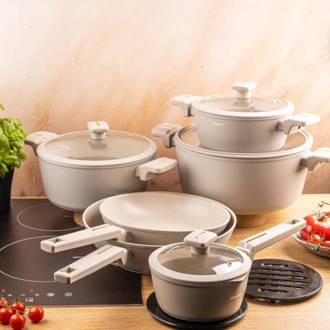 Zestaw garnków 12-elementowy z patelnią wok, aluminium odlewane, powłoka nieprzywierająca, beżowy, klausberg, kb-7969