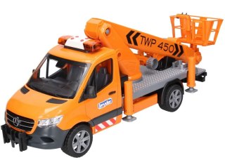 Pojazd mercedes benz sprinter z podnośnikiem koszowym