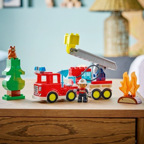 Klocki duplo 10473 wóz strażacki z wężem i strażakiem