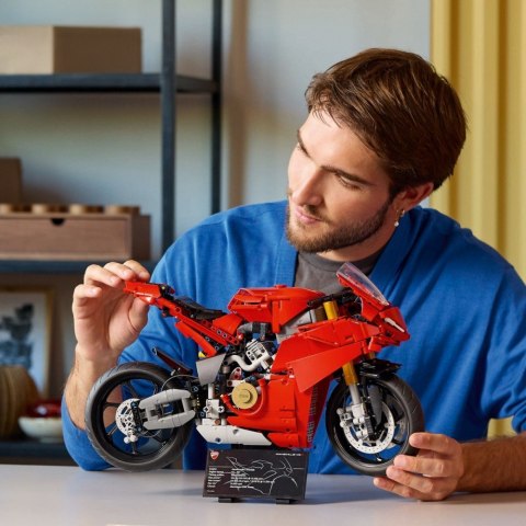 Klocki technic 42202 motocykl ducati panigale v4 s