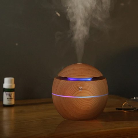 Nawilżacz powietrza dyfuzor zapachowy aromaterapia mały okrągły jasny e135