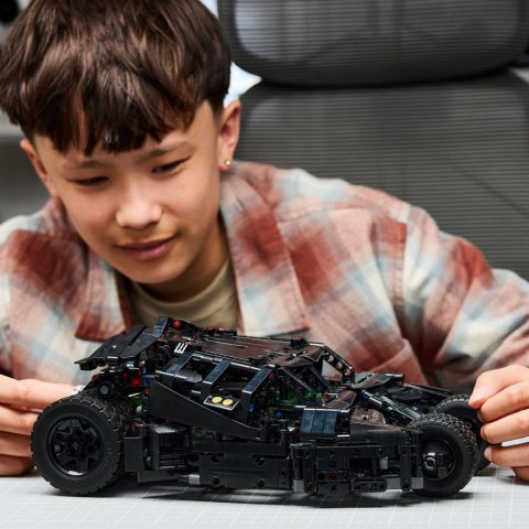 Klocki technic 42239 batmobil tumbler