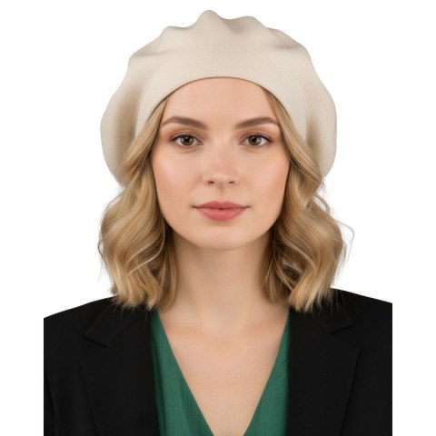 Beżowy, uniwersalny beret damski wykonany z akrylu - Rovicky