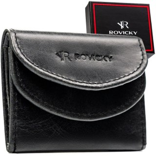 Mały, skórzany portfel męski w czarnym kolorze zamykany zatrzaskiem - Rovicky
