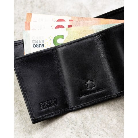 Skórzany portfel męski w czarnym kolorze wyposażony w system RFID - Rovicky