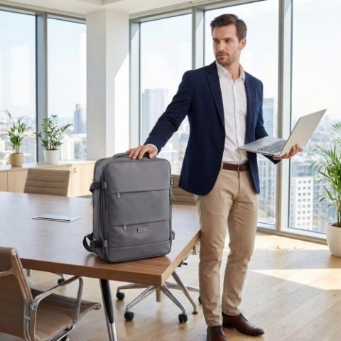 CR 6880 dark grey Plecak biznesowo-sportowy on-board free size 40x20x30 cm, 24l, 3 komory, 11 kieszeni, laptop 17