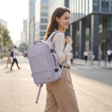 CR 6881 light purple Plecak biznesowo-sportowy on-board free size 40x20x30 cm, 24l, 3 komory, 13 kieszeni, laptop 15,6 cali