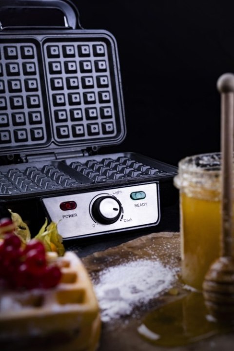 CR 3046 Gofrownica 1600w