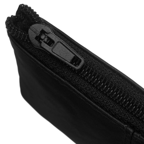 Eleganckie, skórzane etui na klucze w czarnym kolorze zamykane suwakiem - Peterson