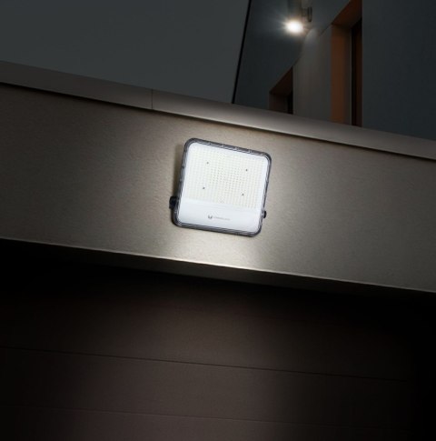 Naświetlacz led proxim+ 30w 6500k 4500lm 230v ip65 forever light 150lm/w 5 lat gwarancji
